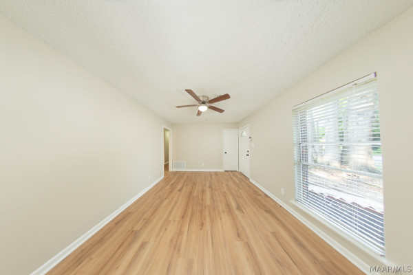 6316 PINEBROOK Drive