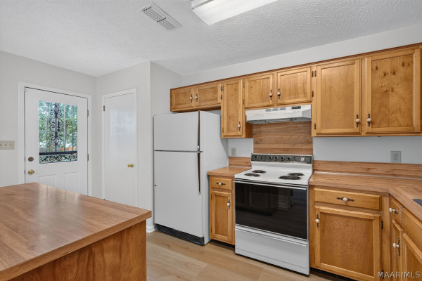 6724 Pamela Court