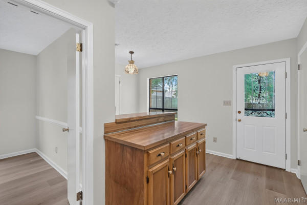6724 Pamela Court