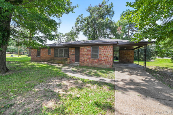3338 Biltmore Avenue