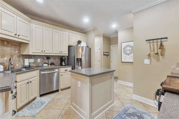 547 Jasmine Trail