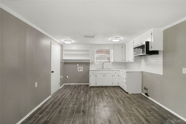 4023 Colfax Drive