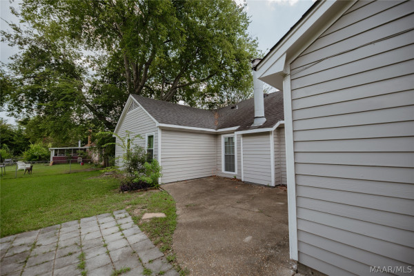 6817 Wampold Road