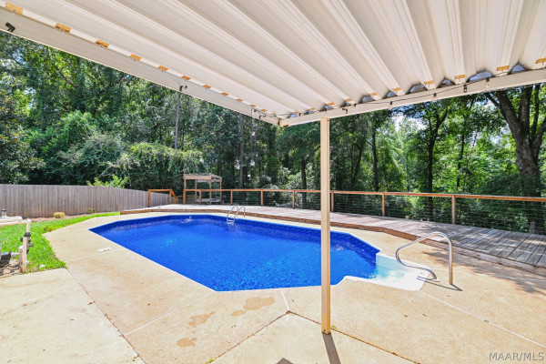 1212 Gardenia Circle