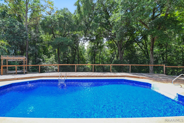 1212 Gardenia Circle
