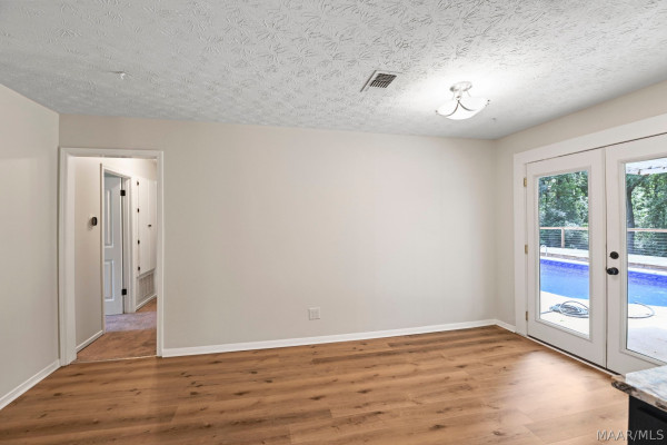 1212 Gardenia Circle