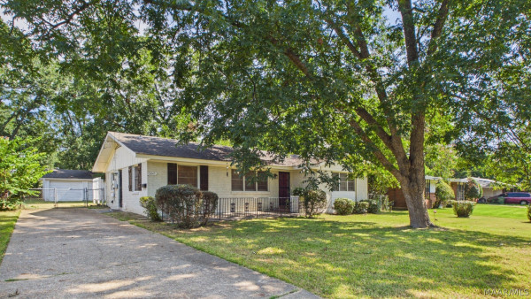 3543 Royal Crest Drive
