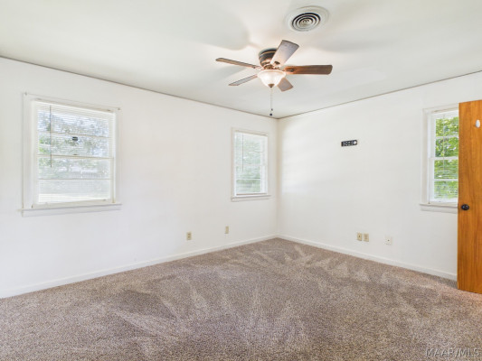 3543 Royal Crest Drive