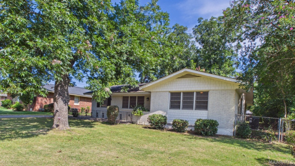 3543 Royal Crest Drive