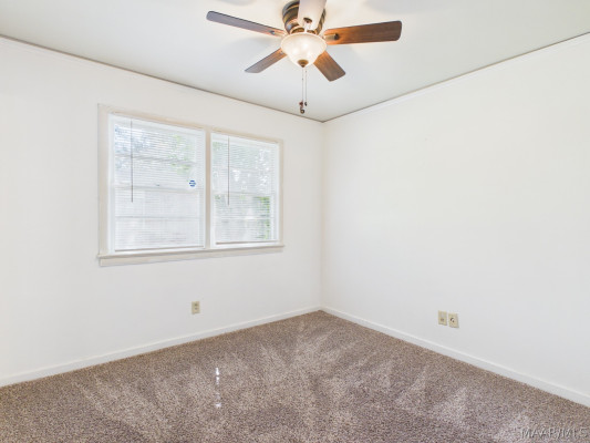 3543 Royal Crest Drive