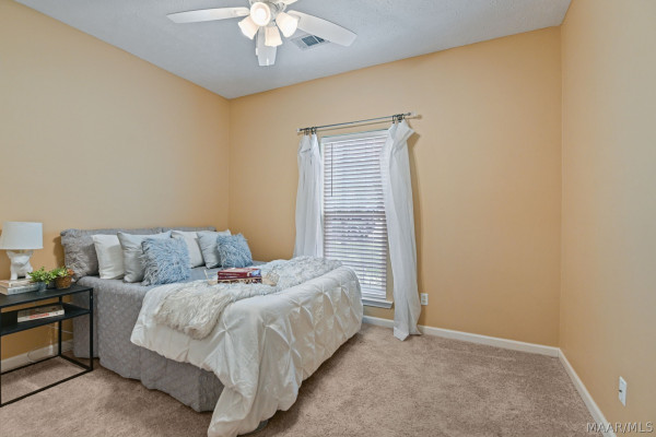 304 HOMEWOOD Drive