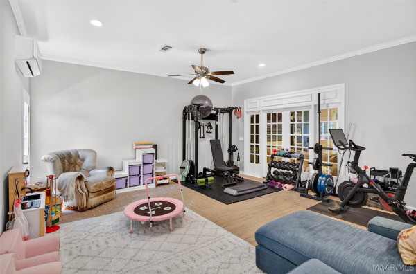 2524 Wentworth Drive