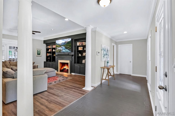 2524 Wentworth Drive