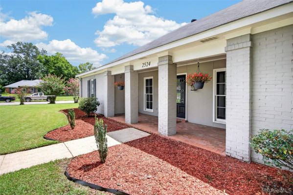 2524 Wentworth Drive