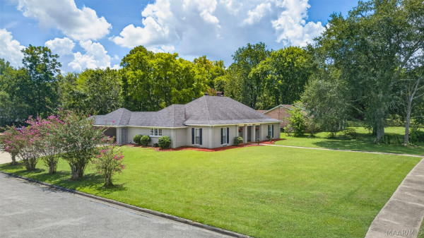 2524 Wentworth Drive