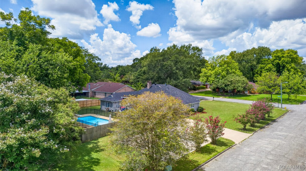 2524 Wentworth Drive