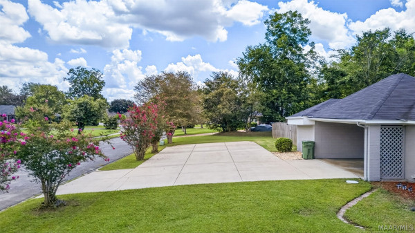 2524 Wentworth Drive