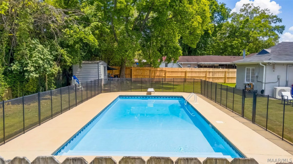 2524 Wentworth Drive
