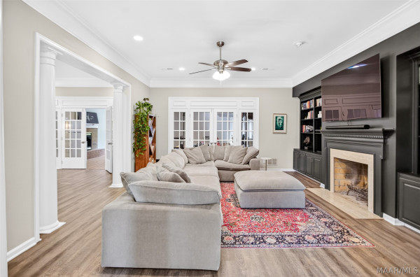 2524 Wentworth Drive