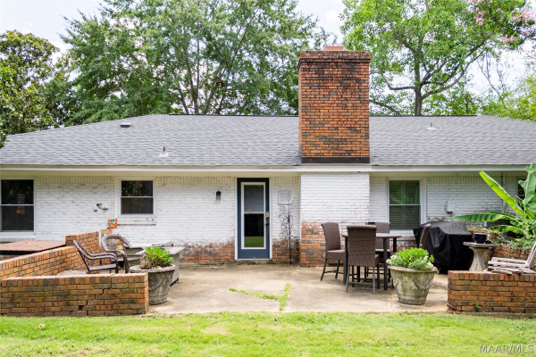 2933 Fernway Drive
