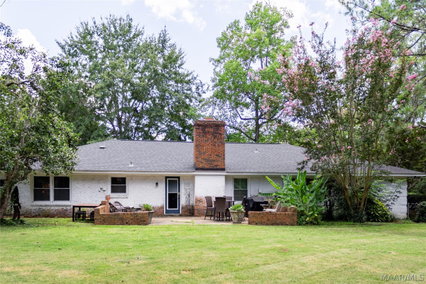 2933 Fernway Drive