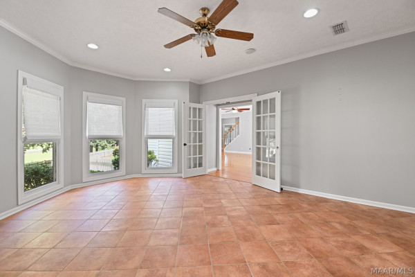 594 Ridgeland Farms Road