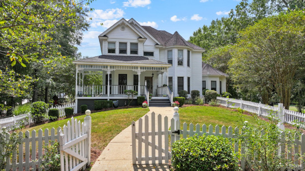 594 Ridgeland Farms Road