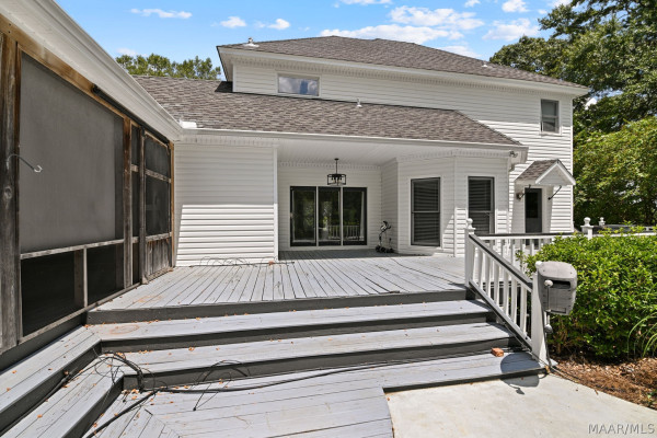 594 Ridgeland Farms Road