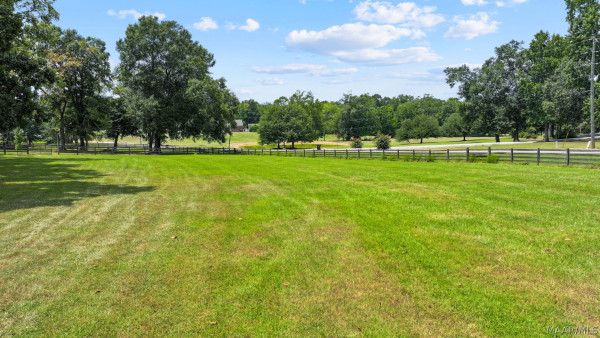 594 Ridgeland Farms Road