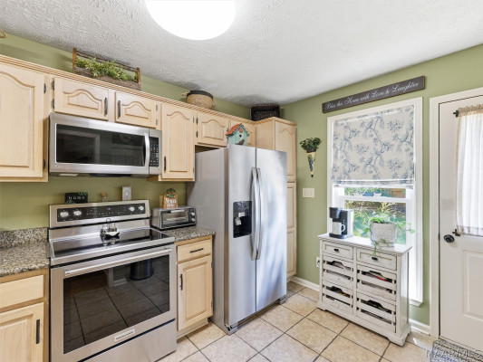 472 Caldwell Place