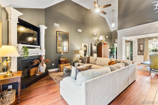 187 Forest Cove