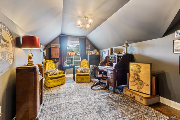 187 Forest Cove