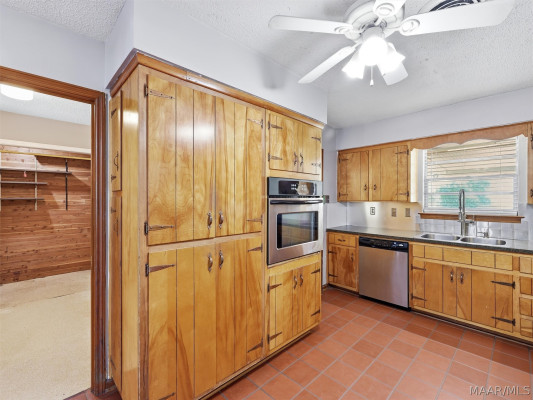 5427 Handel Drive