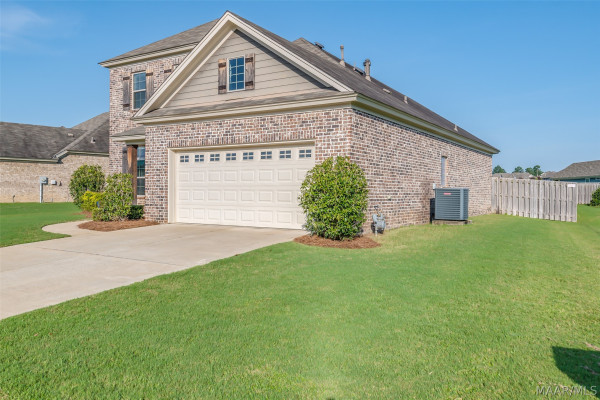 9313 CRESCENT LODGE Circle