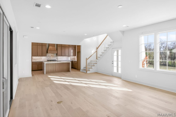 4559 Bloomsbury Street