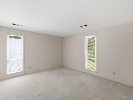 3207 Jasmine Road