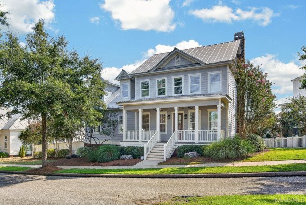 20 Chapel Hill Street