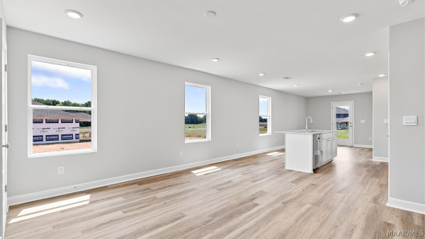 3127 Leo Lane