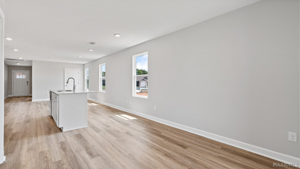 3127 Leo Lane