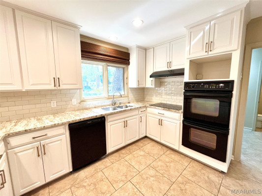 2320 Fernway Drive