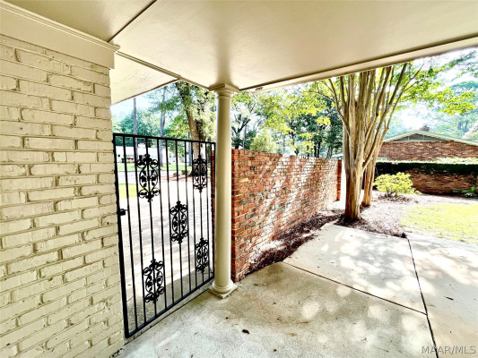2320 Fernway Drive