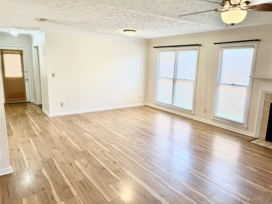 6513 GLOUCESTER Mews