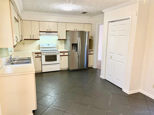 6513 GLOUCESTER Mews