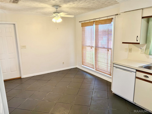 6513 GLOUCESTER Mews