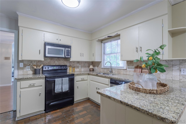 3110 Highfield Drive