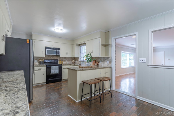 3110 Highfield Drive