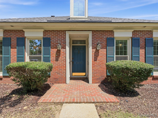 8207 Harrogate Hill