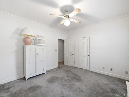 8207 Harrogate Hill