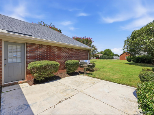 8207 Harrogate Hill