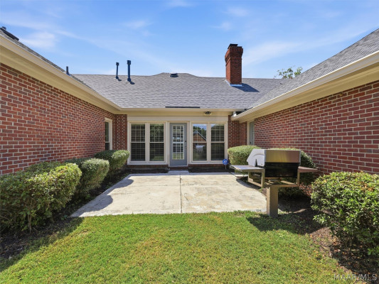 8207 Harrogate Hill